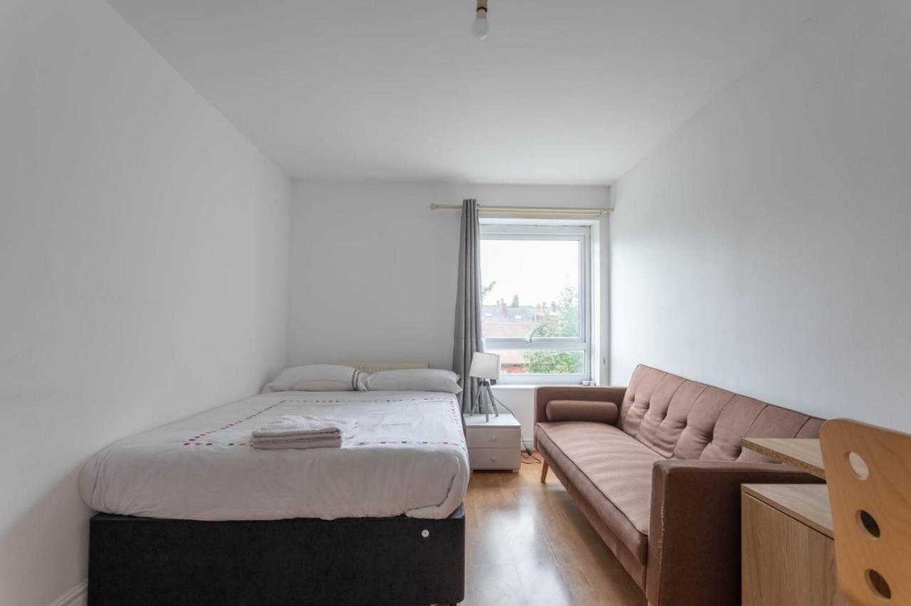 Hanifa Place Leeds  Extérieur photo