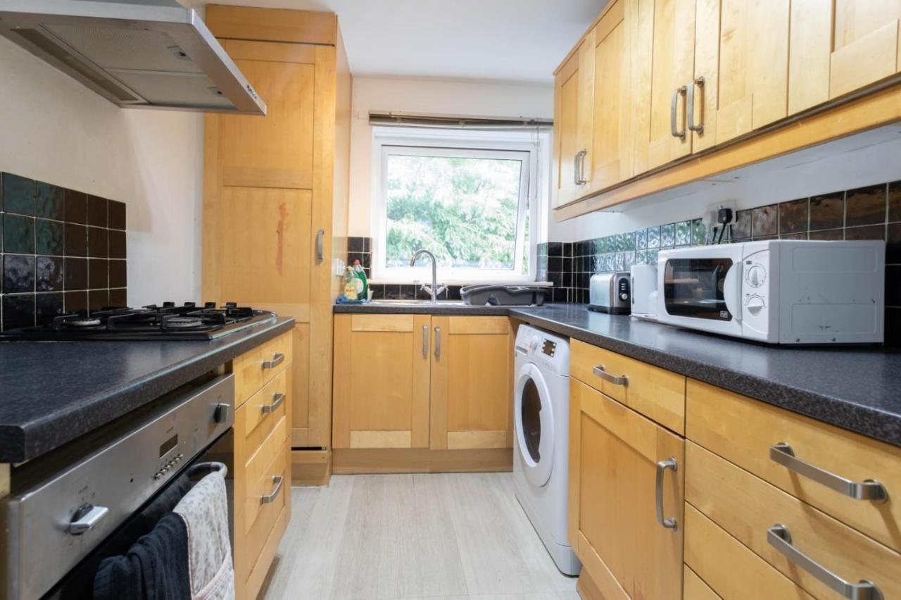 Hanifa Place Leeds  Extérieur photo